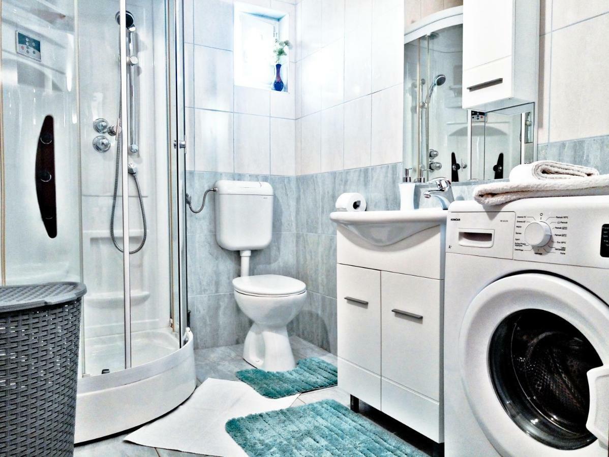 Adria Apartments And Rooms ดูบรอฟนิก ภายนอก รูปภาพ